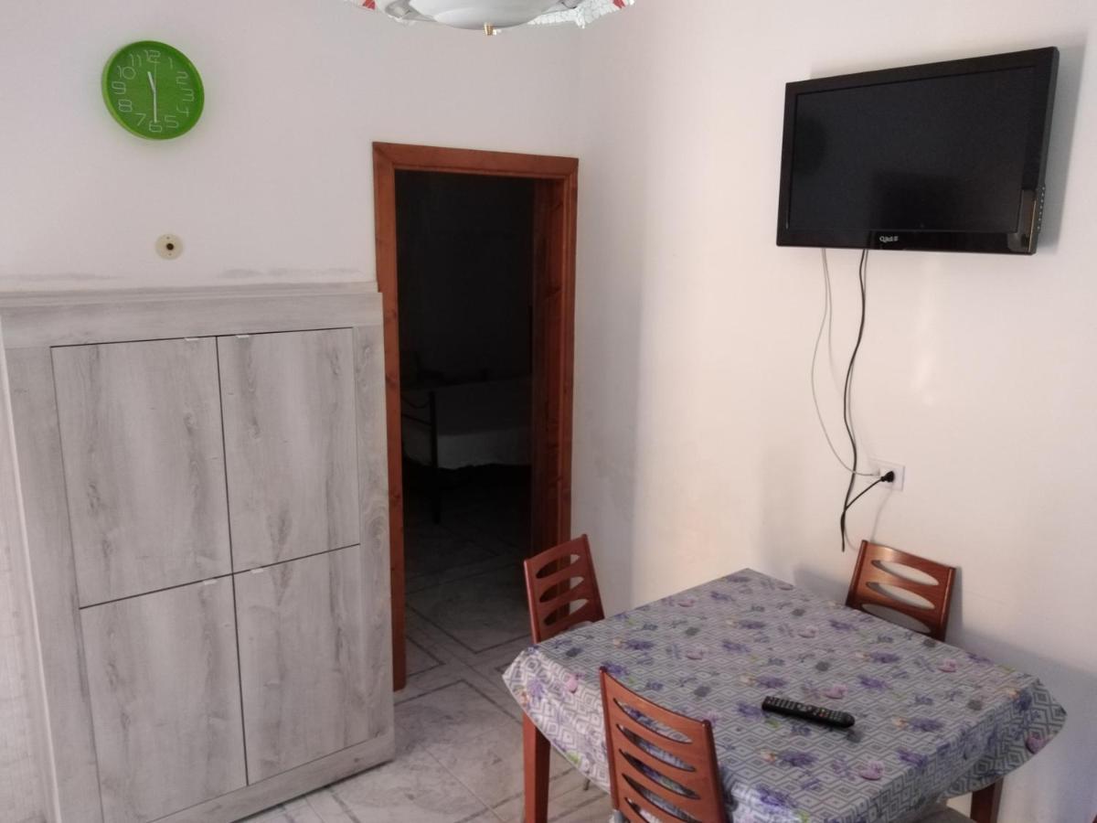 Casa Gialla Mare Del Salento Маруджо Екстериор снимка