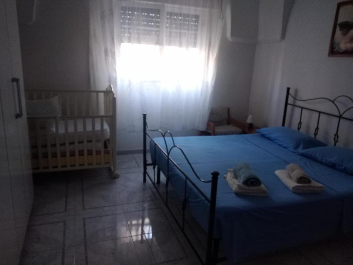 Casa Gialla Mare Del Salento Маруджо Екстериор снимка