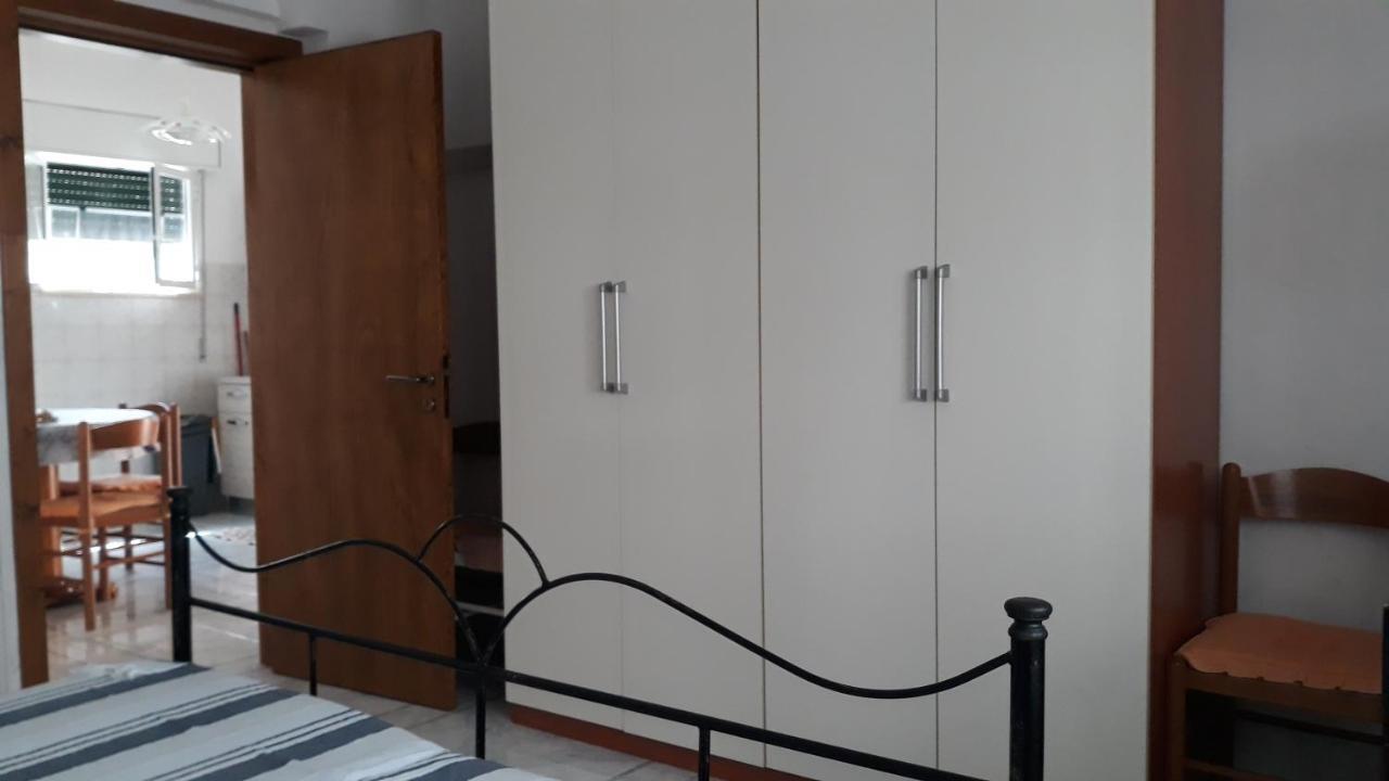 Casa Gialla Mare Del Salento Маруджо Екстериор снимка
